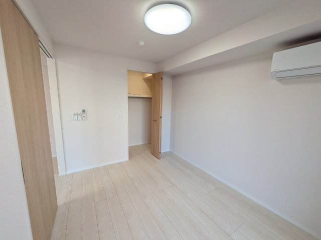 D-residence稲城の洋室
