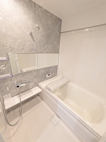 D-residence稲城の浴室
