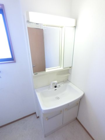 【独立洗面台】