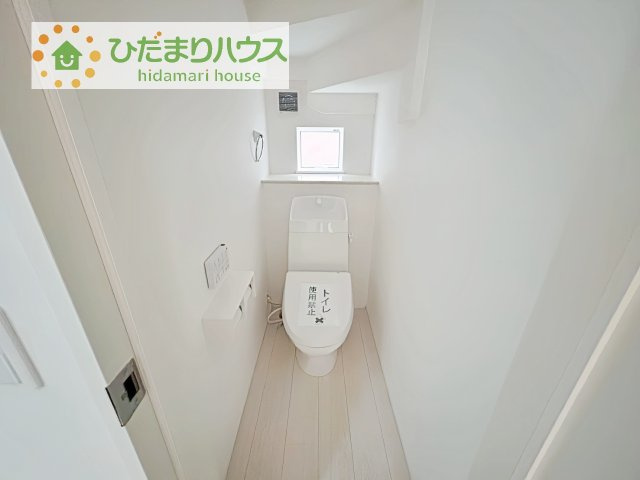 【トイレ】 | 取手市台宿２丁目24-1期　新築戸建　2号棟 | トイレは1F、2F共に完備！取り合いになることがありませんね(^^)/