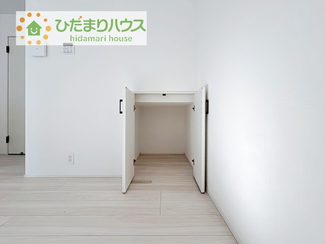 【収納】 | 取手市台宿２丁目24-1期　新築戸建　2号棟 | ちょこっとした収納があることで、消耗品のストックをするのにも便利です☆