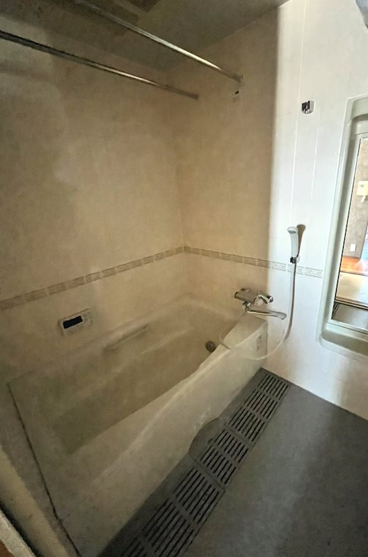 サーパス高木の浴室