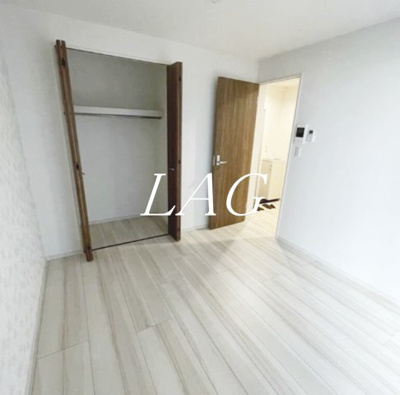 【居間・リビング】 | グレイシャス検見川 | 洋室のお部屋です。