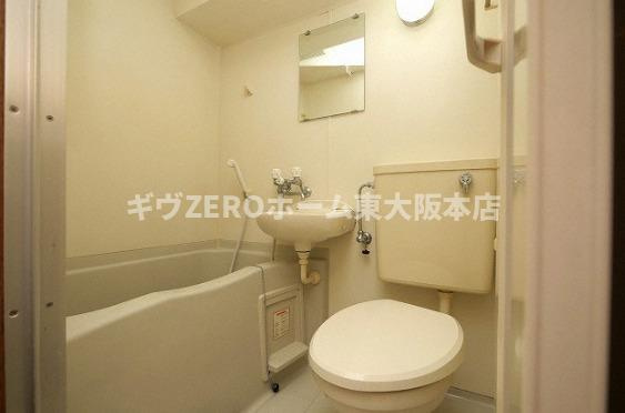 セレッソコート大阪城前の洗面所