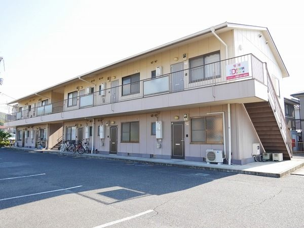 ガーデンパークⅢの外観