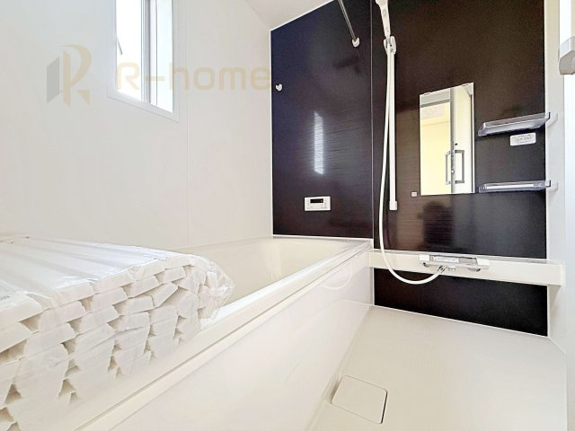 結城市結城第40　新築戸建て　1号棟の浴室|1日の疲れをゆったり癒せる1坪タイプ♪浴室乾燥暖房機で快適な入浴タイムが過ごせます♪