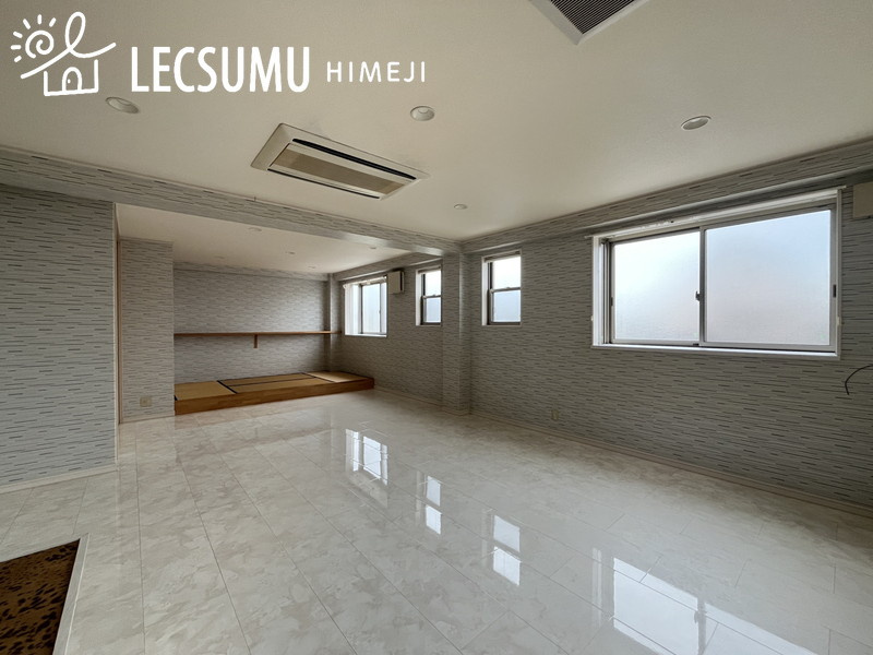 姫路市大津区真砂町/中古戸建の洋室