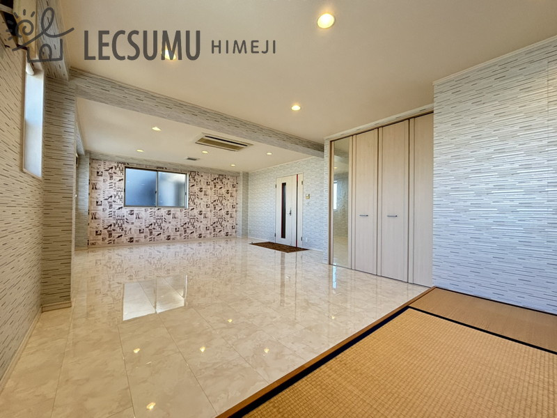 姫路市大津区真砂町/中古戸建の洋室