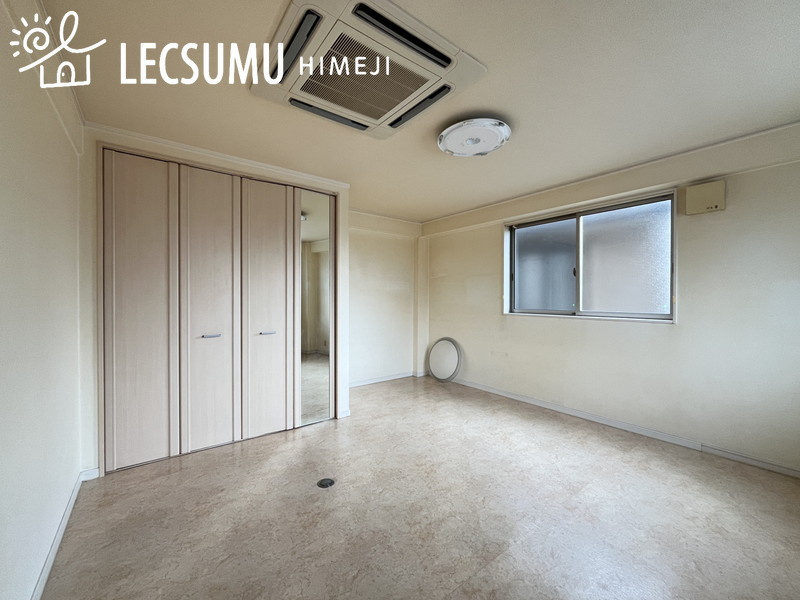 姫路市大津区真砂町/中古戸建の寝室