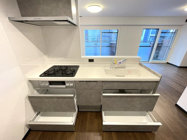 ルミエール二条のキッチン