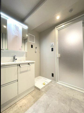 ルミエール二条の独立洗面台