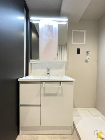 ルミエール二条の独立洗面台