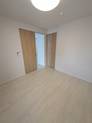 D-residence稲城の洋室