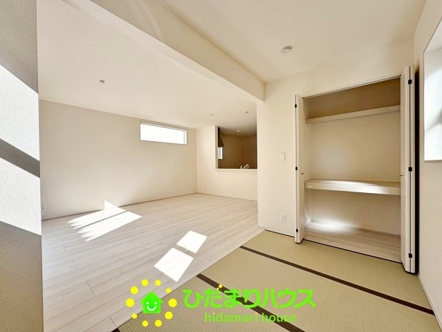 久喜栗原第2　新築一戸建て　05　リーブルガーデンの収納