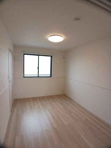 ガラシアⅡの内装|明るい室内です