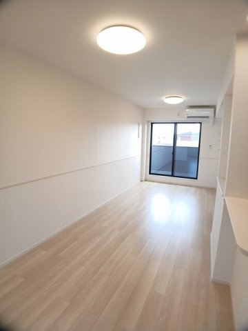 ガラシアⅡの居間・リビング|こちらの居間で趣味の時間をお楽しみください