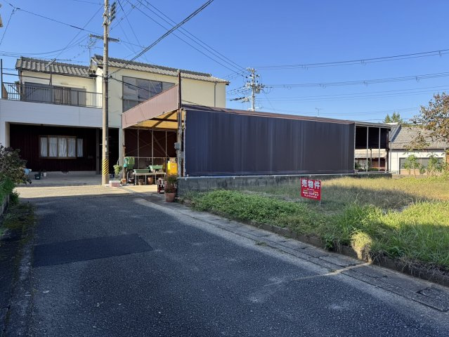 新庄売り地の前面道路含む現地写真