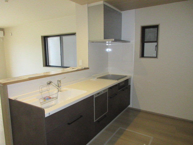 【仲介手数料無料】新築戸建　深谷市常盤町71-73（全2棟）のキッチン