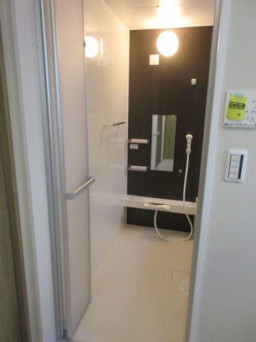 【仲介手数料無料】新築戸建　深谷市常盤町71-73（全2棟）の浴室