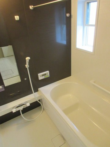 【仲介手数料無料】新築戸建　深谷市常盤町71-73（全2棟）の浴室