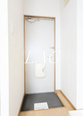 【玄関】 | アリエスビル | 玄関です。