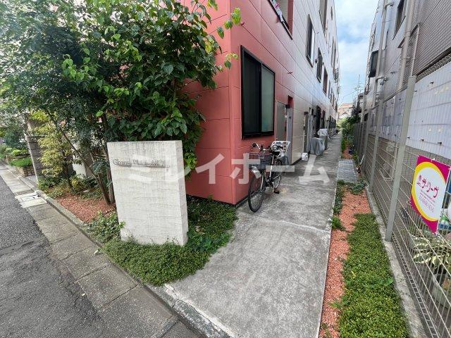 Grand T's OOMORIのエントランス