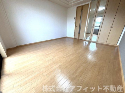 【居間・リビング】 | アマーレゆかり | 洋室9.1帖