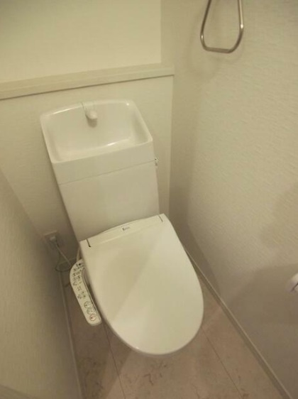 レフィナード小竹のトイレ