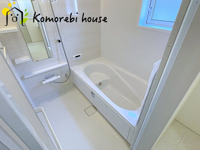 さいたま市西区三橋６丁目　新築一戸建て　ブルーミングガーデン　01の浴室|26.3.23撮影済み