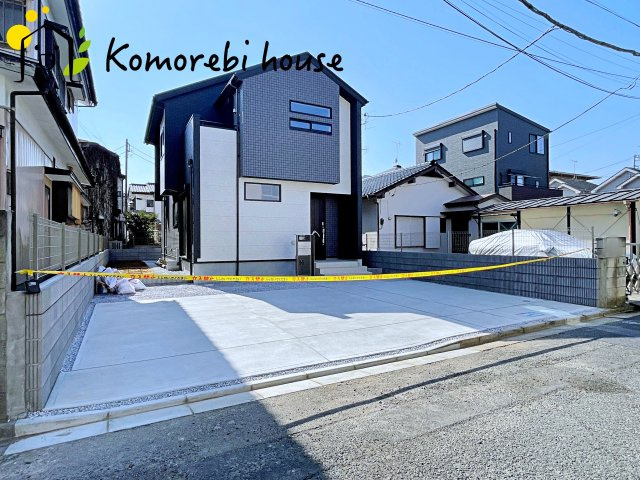 さいたま市西区三橋６丁目　新築一戸建て　ブルーミングガーデン　01の前面道路含む現地写真|26.3.23撮影済み