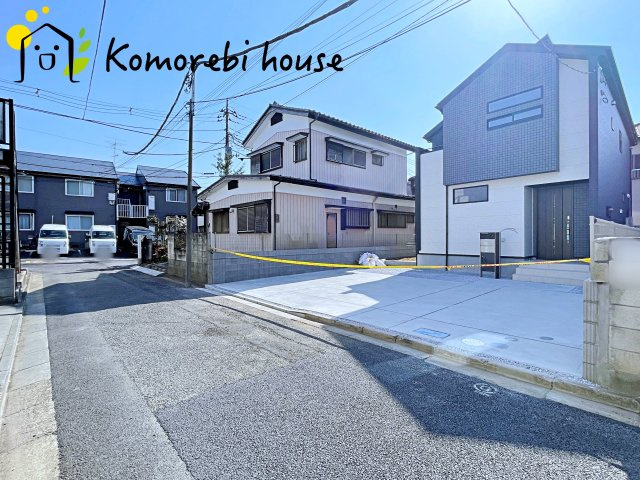さいたま市西区三橋６丁目　新築一戸建て　ブルーミングガーデン　01の前面道路含む現地写真|26.3.23撮影済み