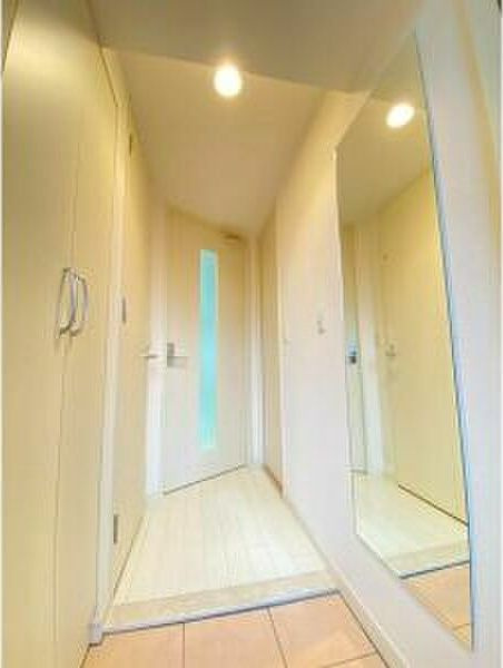 CITY　SPIRE十三東の玄関