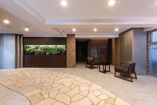 CITY　SPIRE十三東のロビー