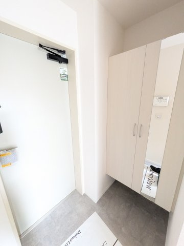 D-residence稲城の玄関