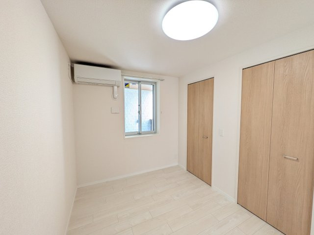 D-residence稲城の洋室