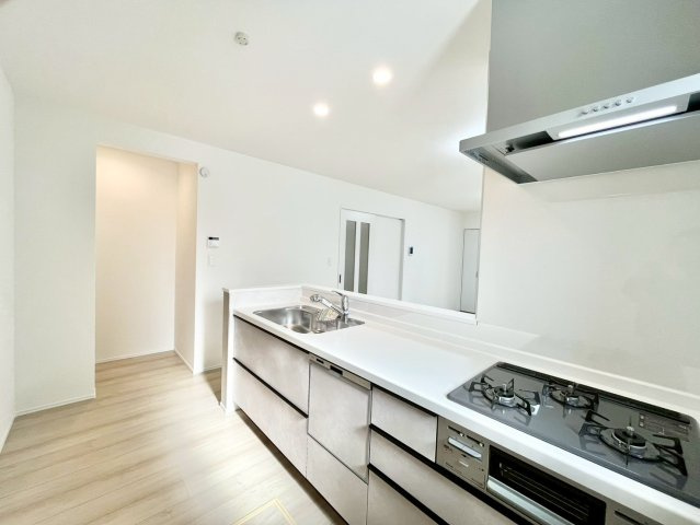 高倉台４丁　新築分譲住宅　全３区画のキッチン