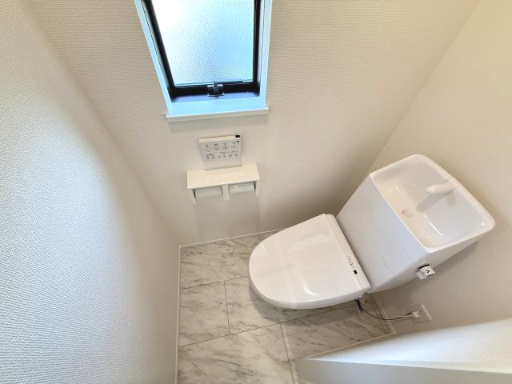 高倉台４丁　新築分譲住宅　全３区画のトイレ