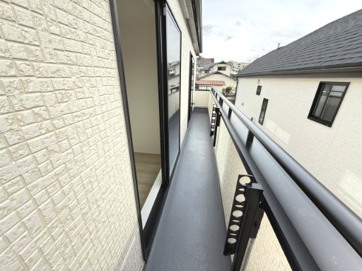 高倉台４丁　新築分譲住宅　全３区画のバルコニー
