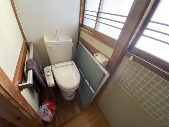 【トイレ】 | 伊東市玖須美元和田　戸建