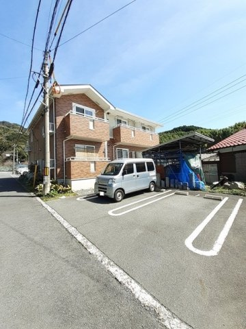 ウィンドミル　だいじんの駐車場