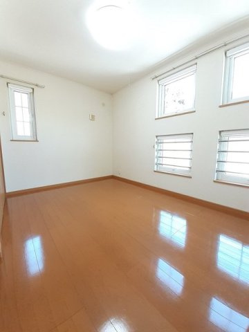 ウィンドミル　だいじんの内装