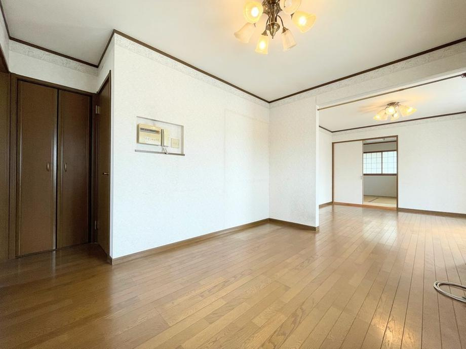 泉区領家1丁目　中古戸建　3980万円の居間・リビング