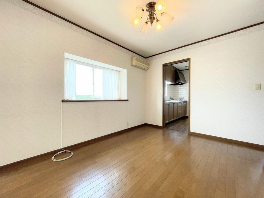 泉区領家1丁目　中古戸建　3980万円の洋室