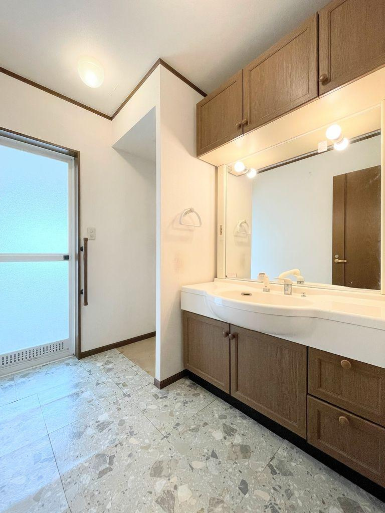 泉区領家1丁目　中古戸建　3980万円のキッチン