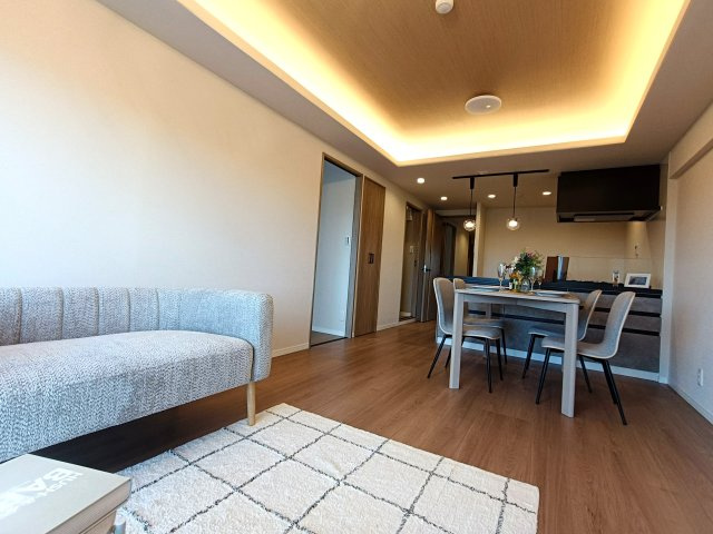 ライフペリエ三郷