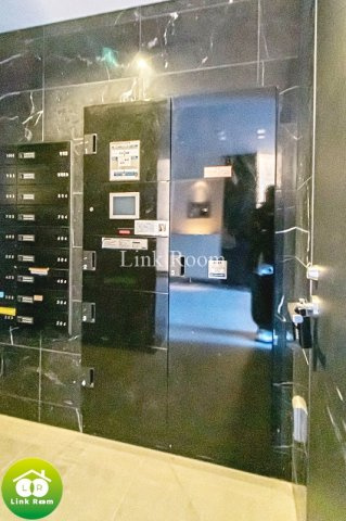 クレヴィスタ門前仲町グランのロビー