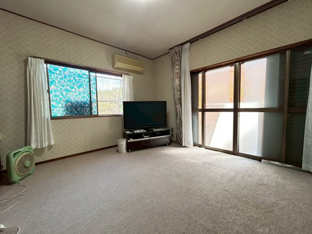 中古戸建　岐阜市岩田西1丁目　昭和56年築の洋室