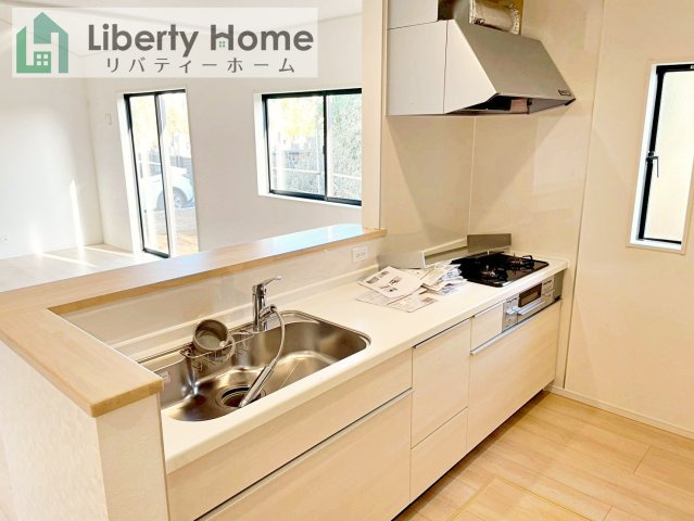 つくば市若森第1　新築戸建　4号棟のキッチン