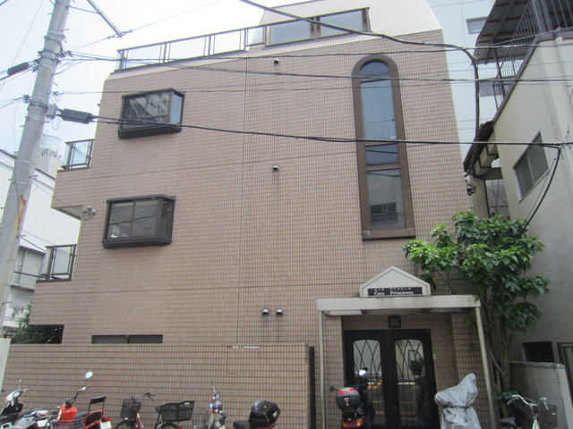 カーサプリマベーラの外観|すぐ近くは東十条商店街です☆