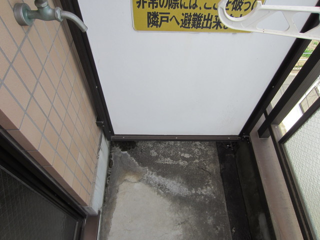 カーサプリマベーラの設備|バルコニーに洗濯機置場有ります